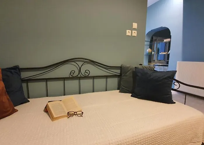 Evina's * טולון